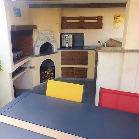 Joli Haut De Villa 3 Chambres Climatise Avec Jacuzzi Marignane Dış mekan fotoğraf